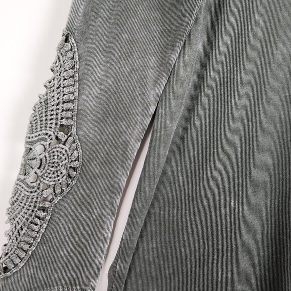 Torrid Size 2 Cotton Modal Rib Scoop Neck Crochet Long Sleeve Green Top - Picture 3 of 7